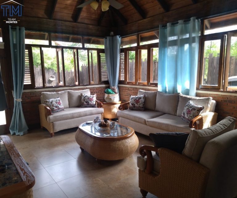 Villa estilo chalet ideal para AIRBNB en Jarabacoa
