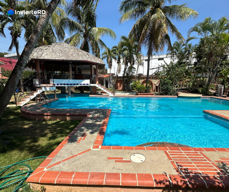 Casa amueblada en venta en Boca Chica