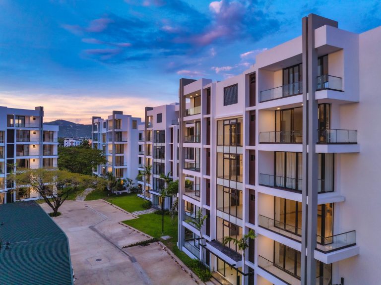 Proyecto Residencial en Cerro Hermoso, Santiago