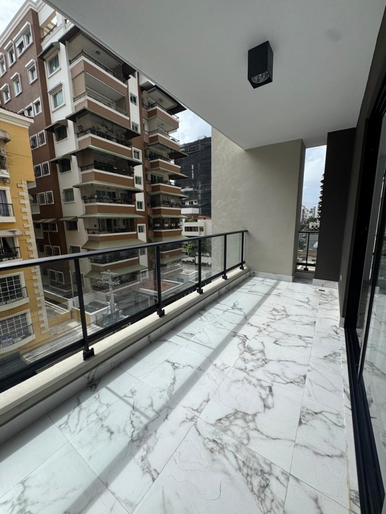 Apartamento en venta – Bella Vista, Santo Domingo