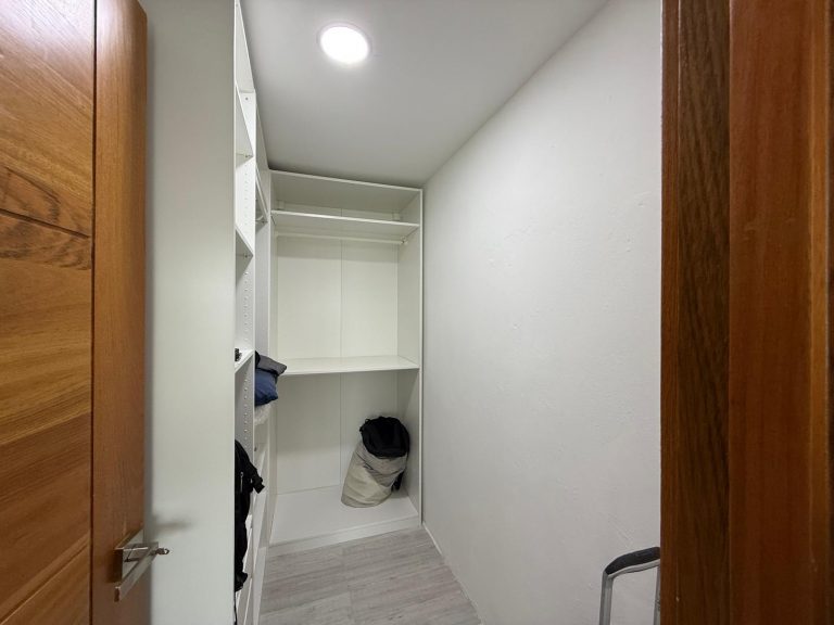 Apartamento de una habitación en venta en La Julia