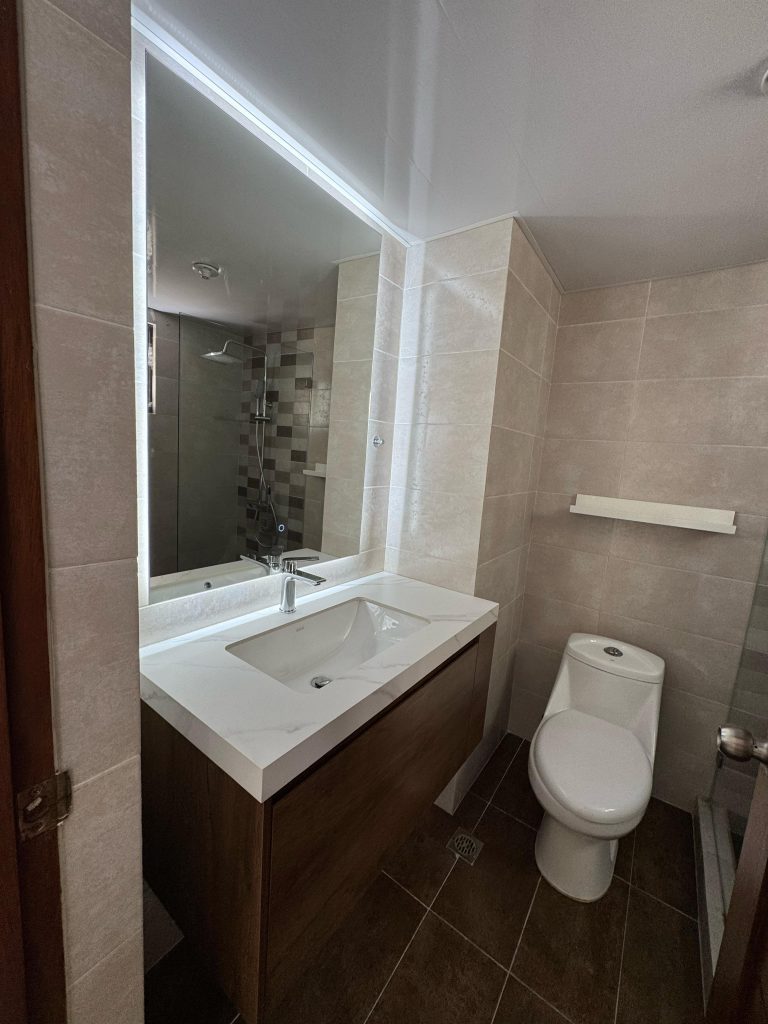 Apartamento de 3 habitaciones en venta en Evaristo Morales