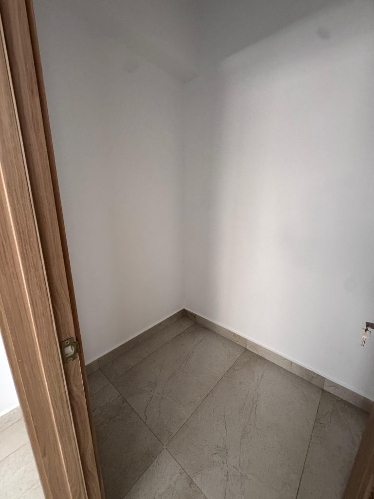 Apartamento de 1 habitación a la venta en Evaristo Morales