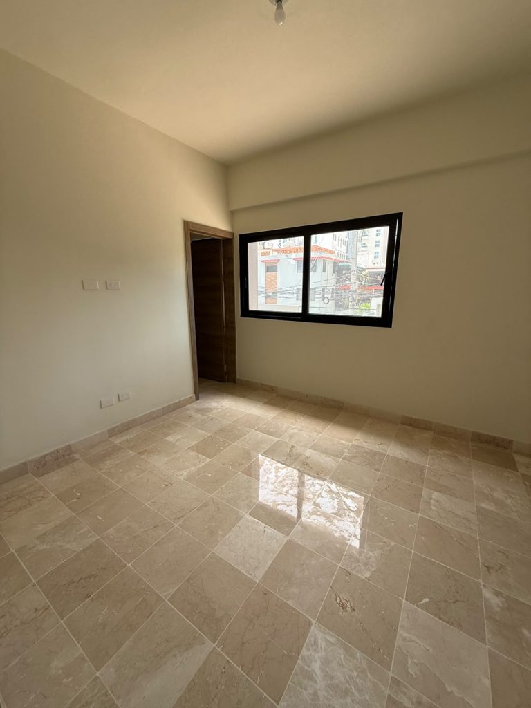 Apartamento de 3 Habitaciones en Venta en Serrallés