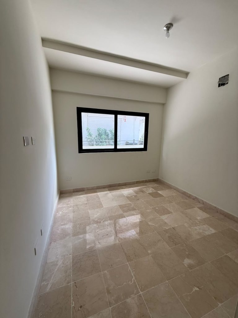 Apartamento de 3 Habitaciones en Venta en Serrallés