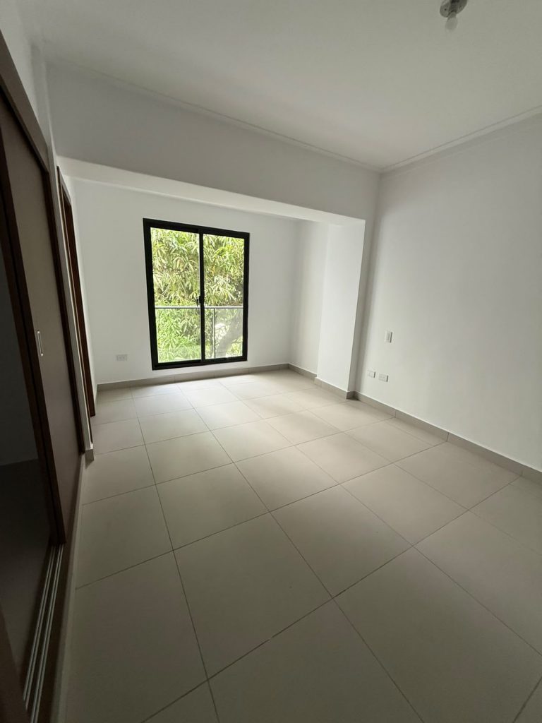 Apto en venta Evaristo Morales