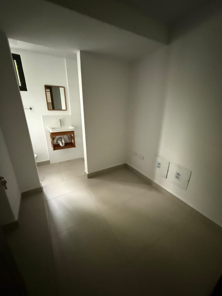 Apto en venta Evaristo Morales