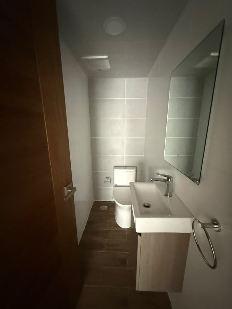 Apto en venta Evaristo Morales
